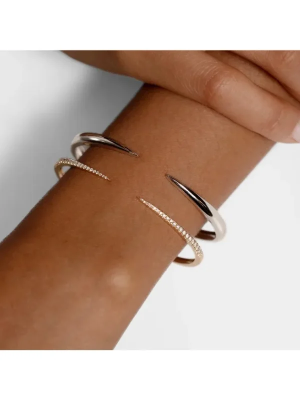 kf-S7aa642ae8fe148a1b11abf76cdbf7a37b