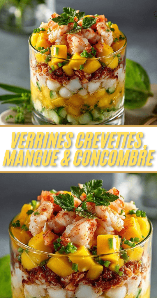 Verrines de crevettes avec mangue, concombre, haricots blancs et yaourt, décorées d’herbes fraîches
